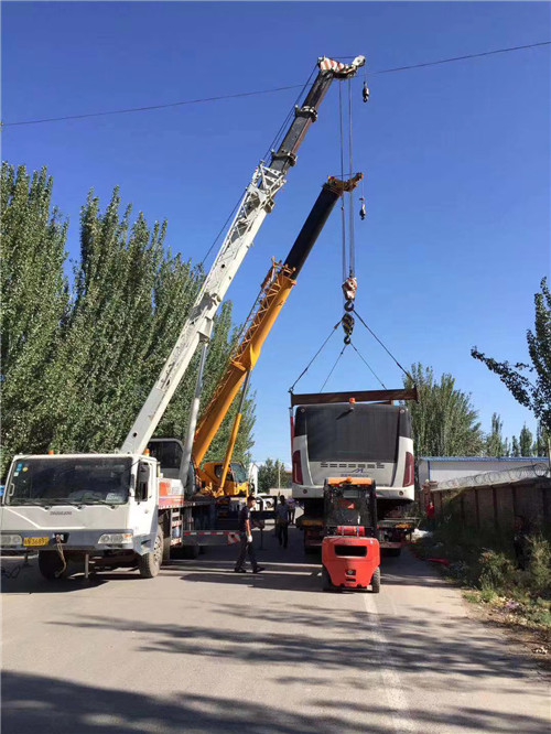 望江县港口集装箱搬运案例